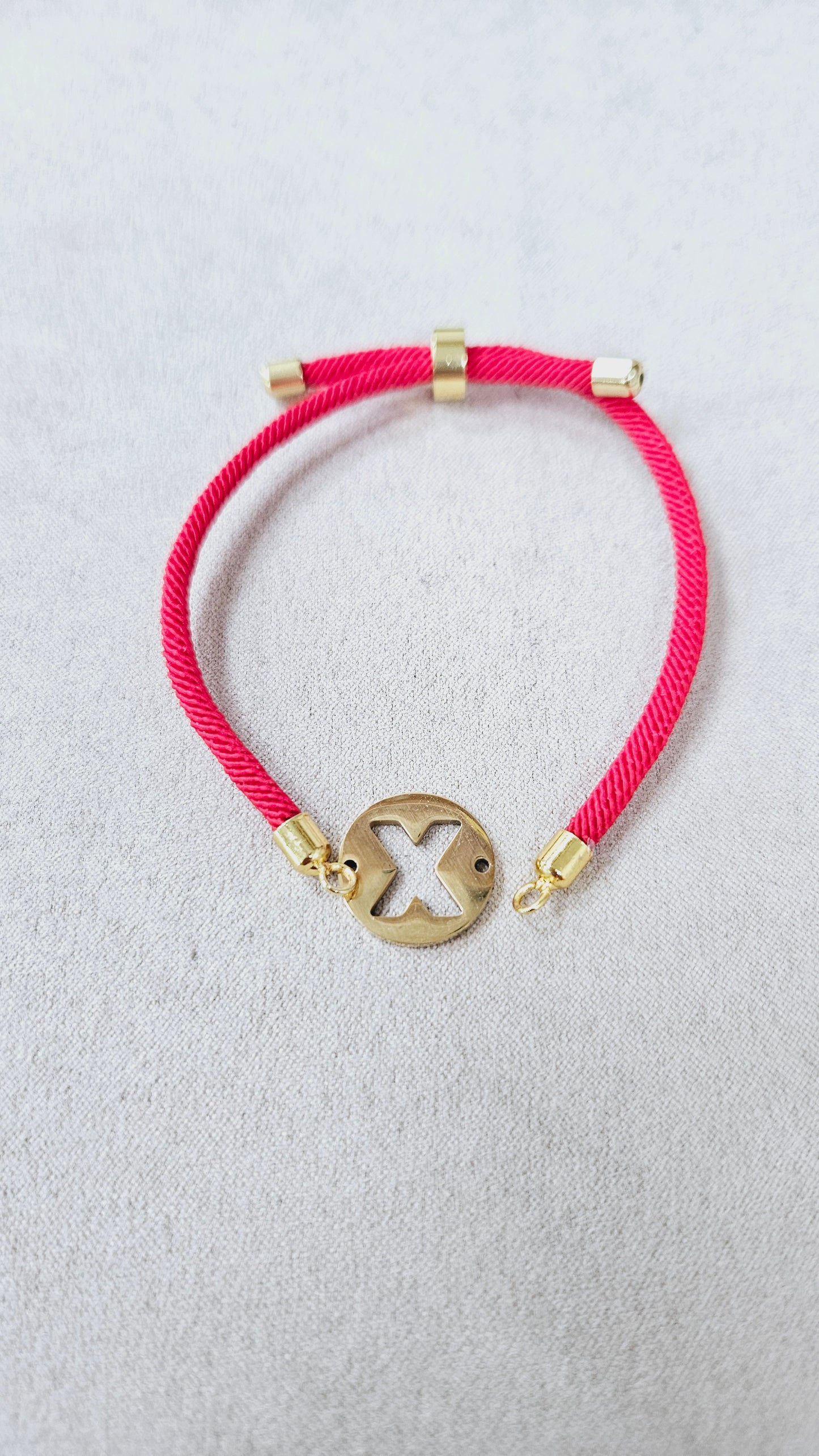 PULSERAS INICIAL ACERO DORADO BASICA esUnic