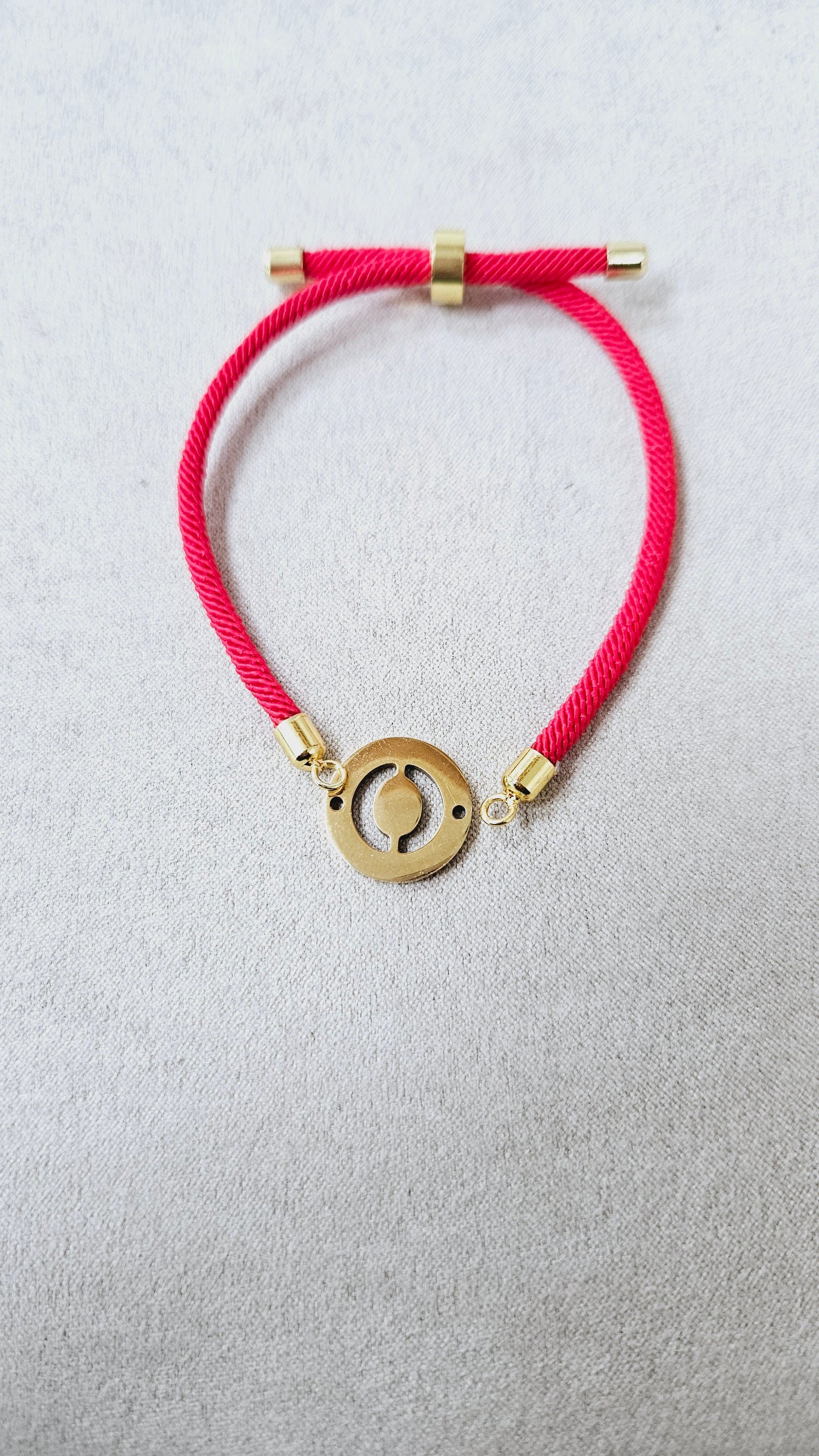 PULSERAS INICIAL ACERO DORADO BASICA esUnic