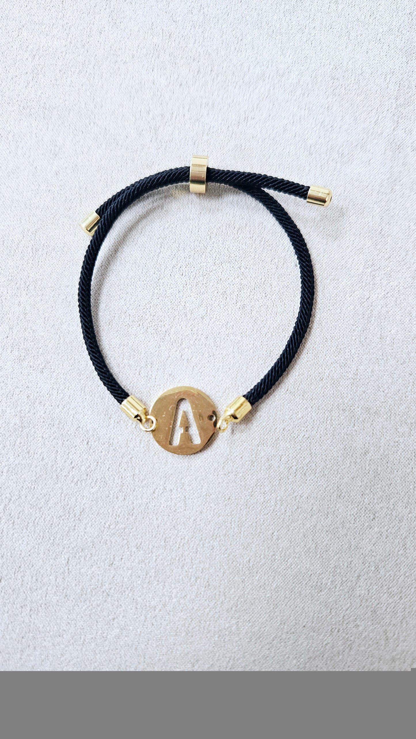 PULSERAS INICIAL ACERO DORADO BASICA esUnic
