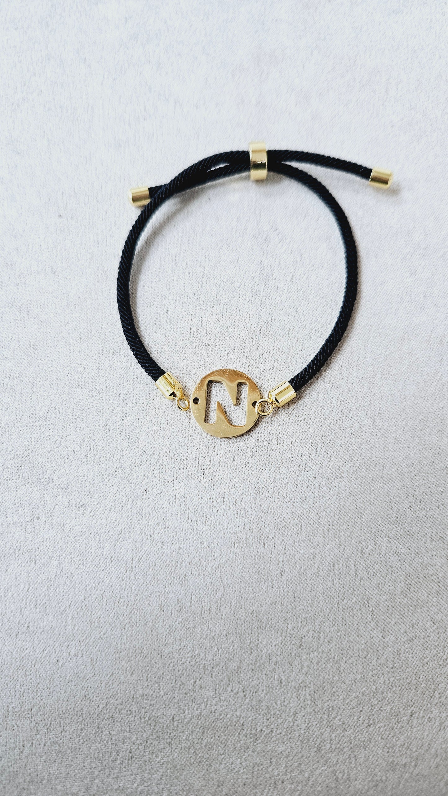 PULSERAS INICIAL ACERO DORADO BASICA esUnic
