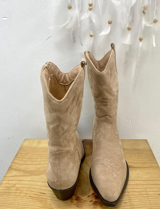 Botas cowboy cortas Giramundo
