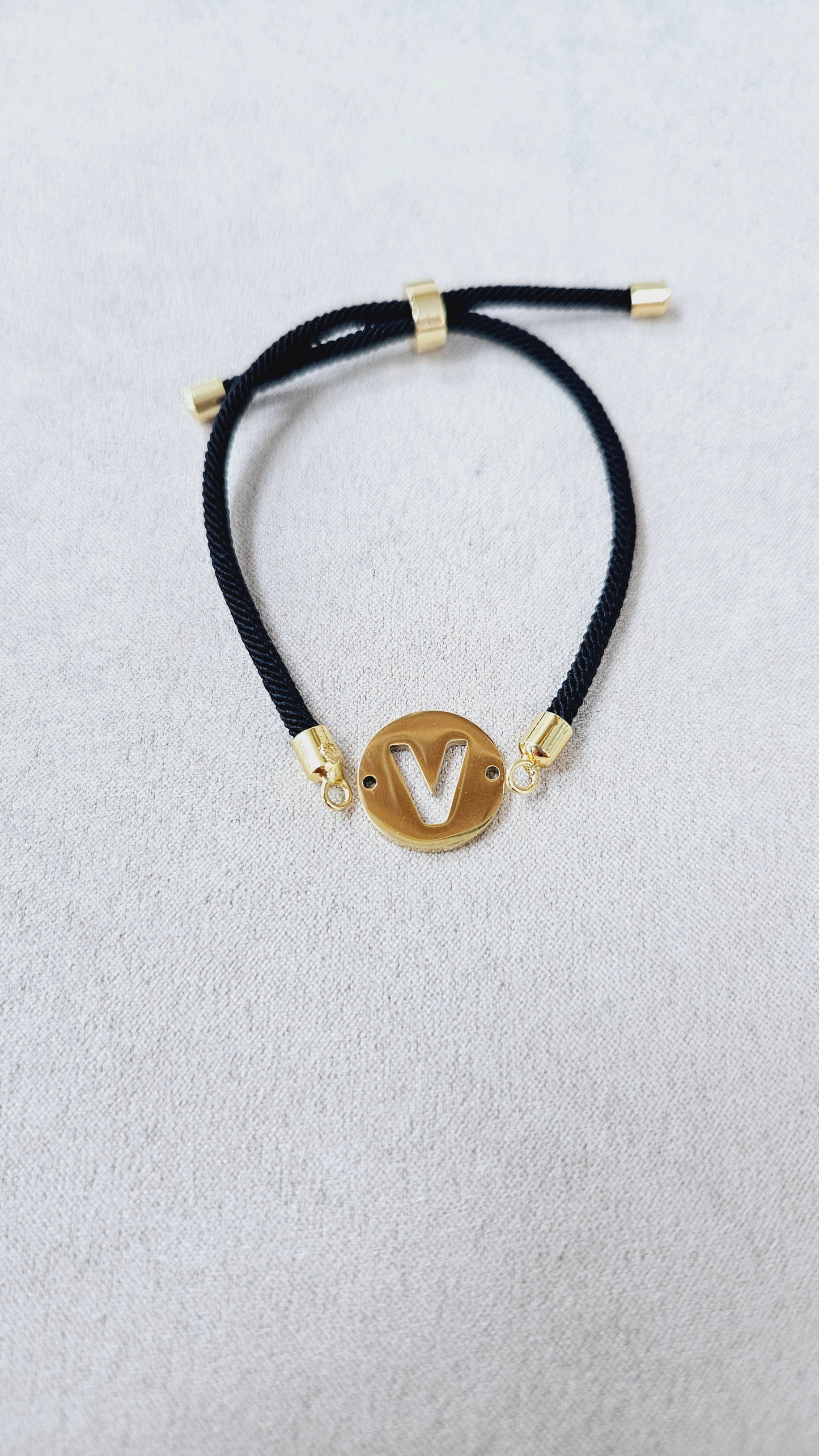 PULSERAS INICIAL ACERO DORADO BASICA esUnic