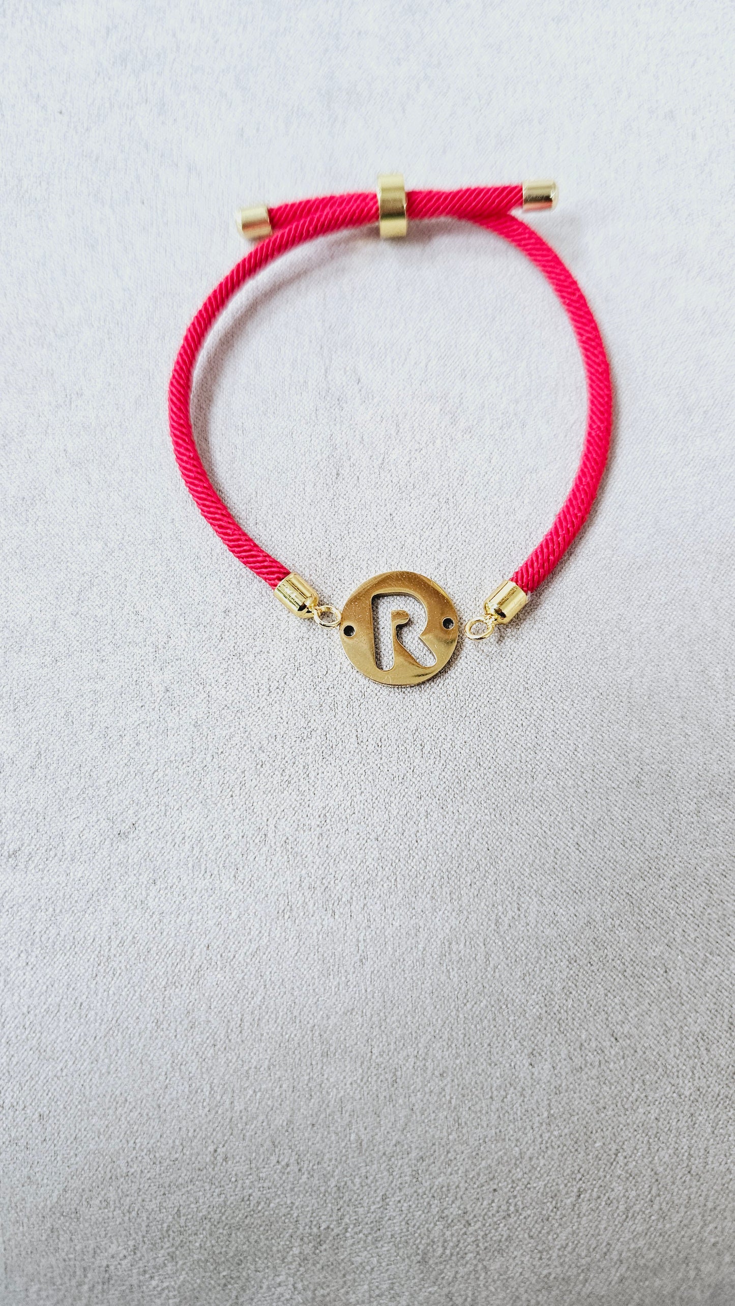 PULSERAS INICIAL ACERO DORADO BASICA esUnic
