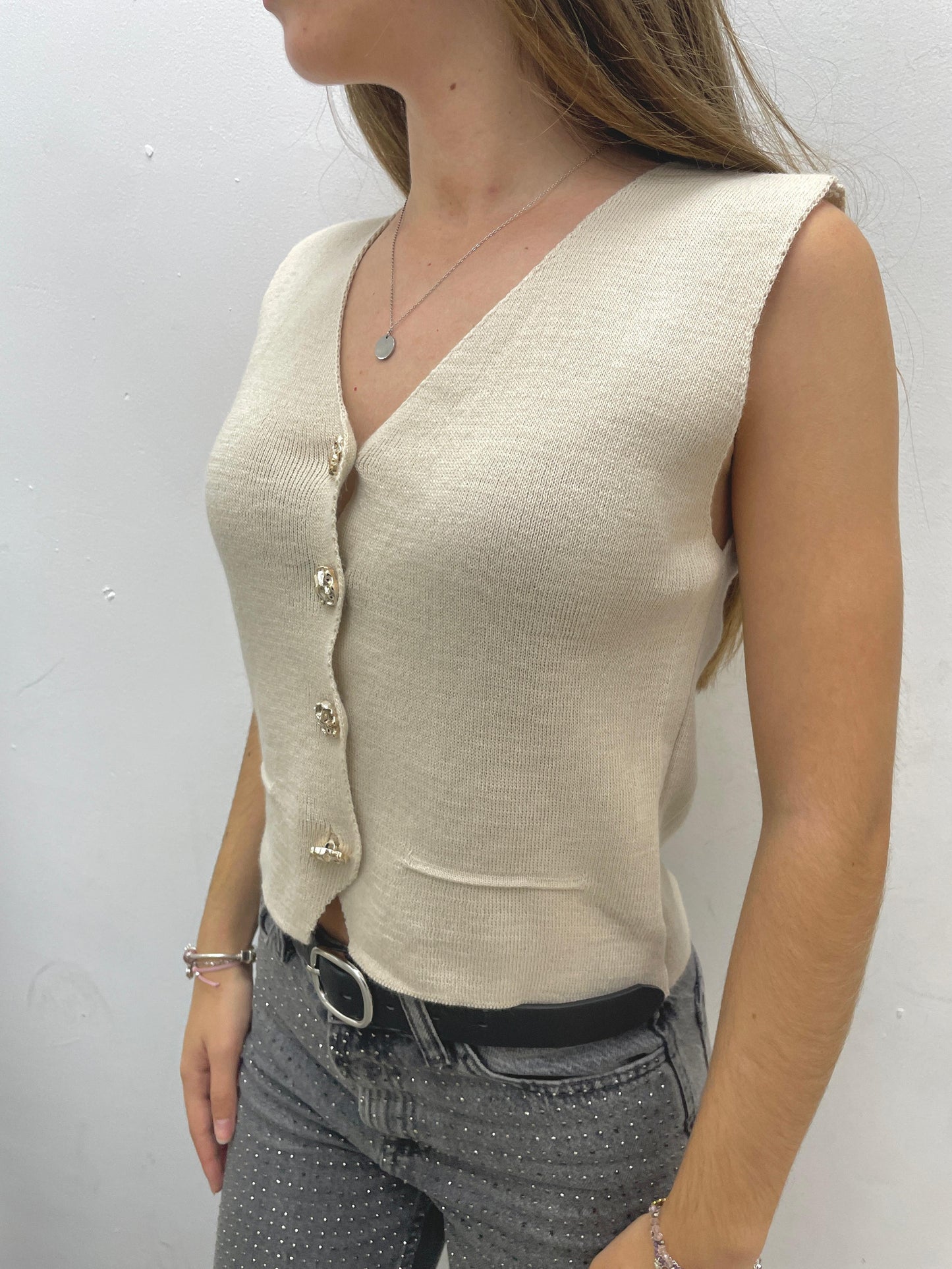 Chaleco con botones dorados esUnic