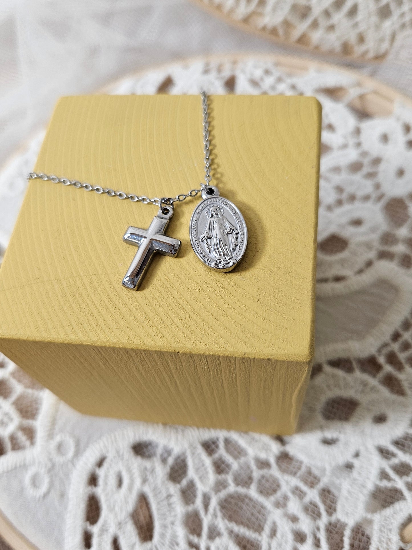 Collar Cris Daisy