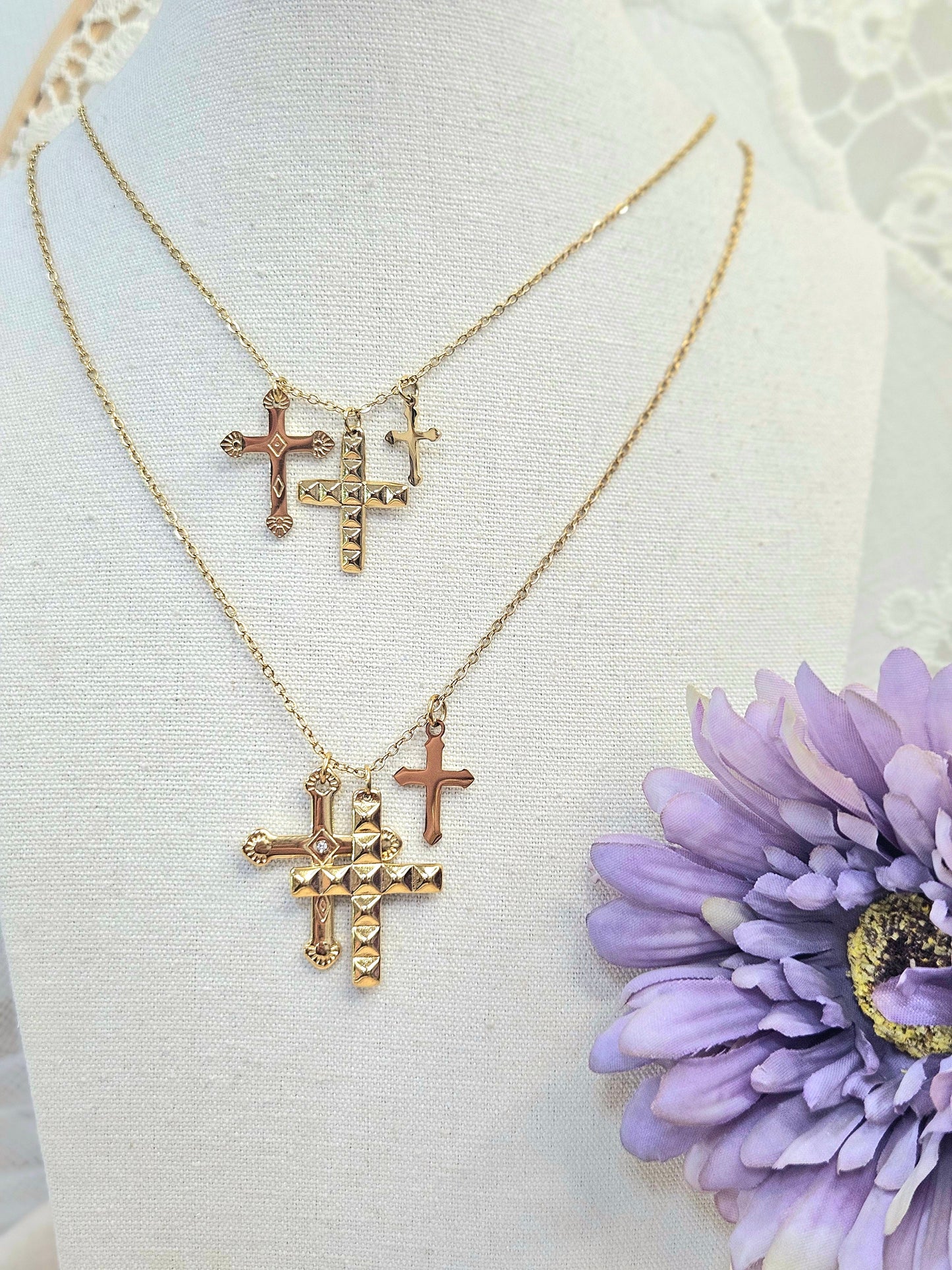Collar Tres Cruces min