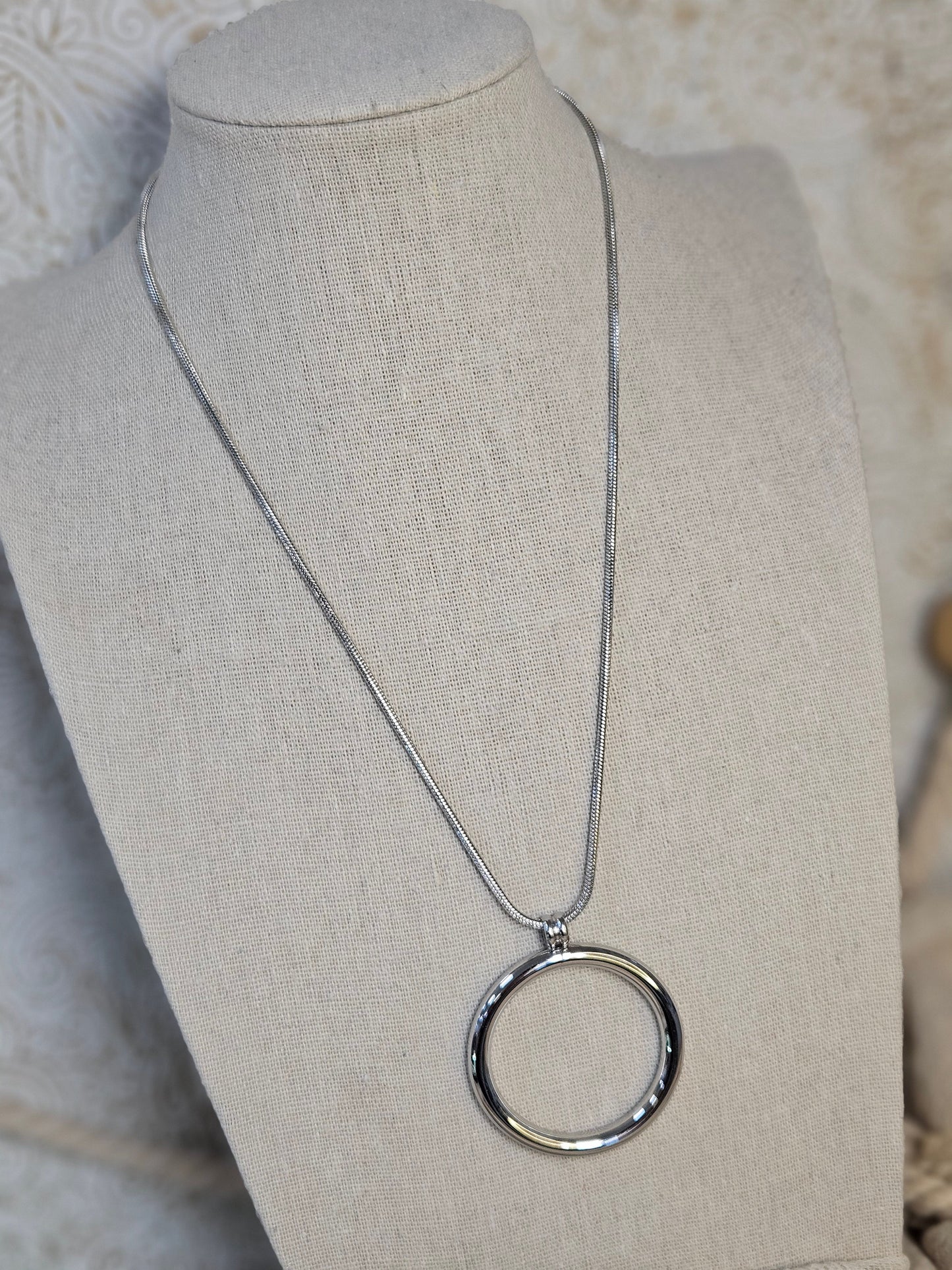 Collar Péndulo One bisutería