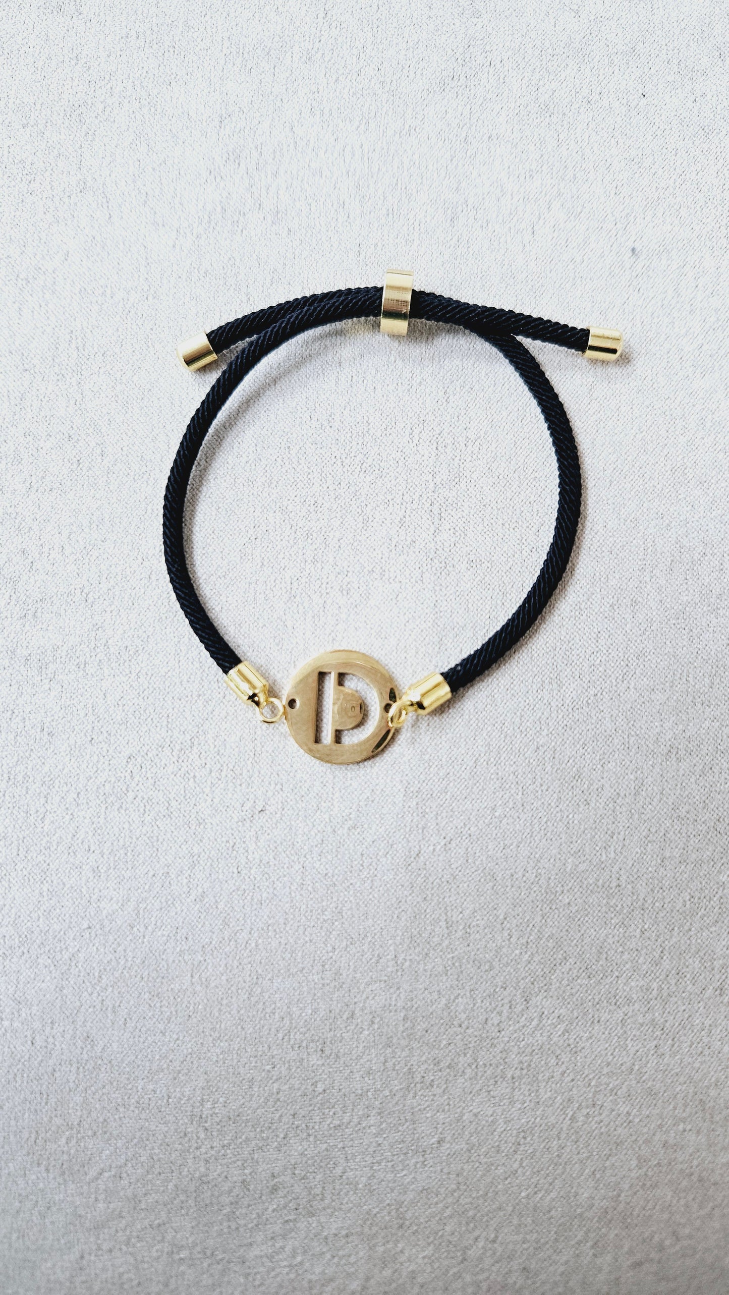 PULSERAS INICIAL ACERO DORADO BASICA esUnic