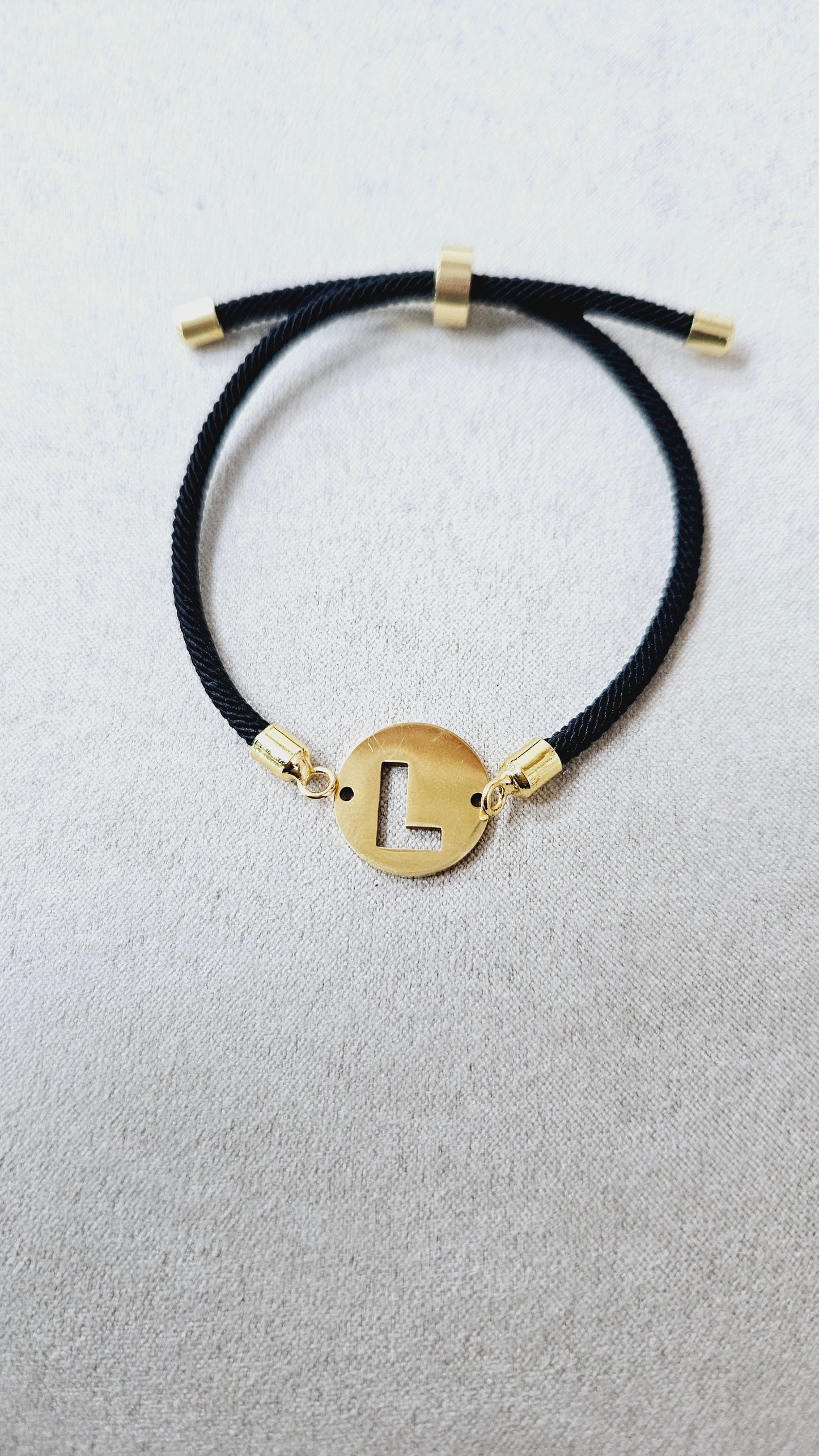 PULSERAS INICIAL ACERO DORADO BASICA esUnic