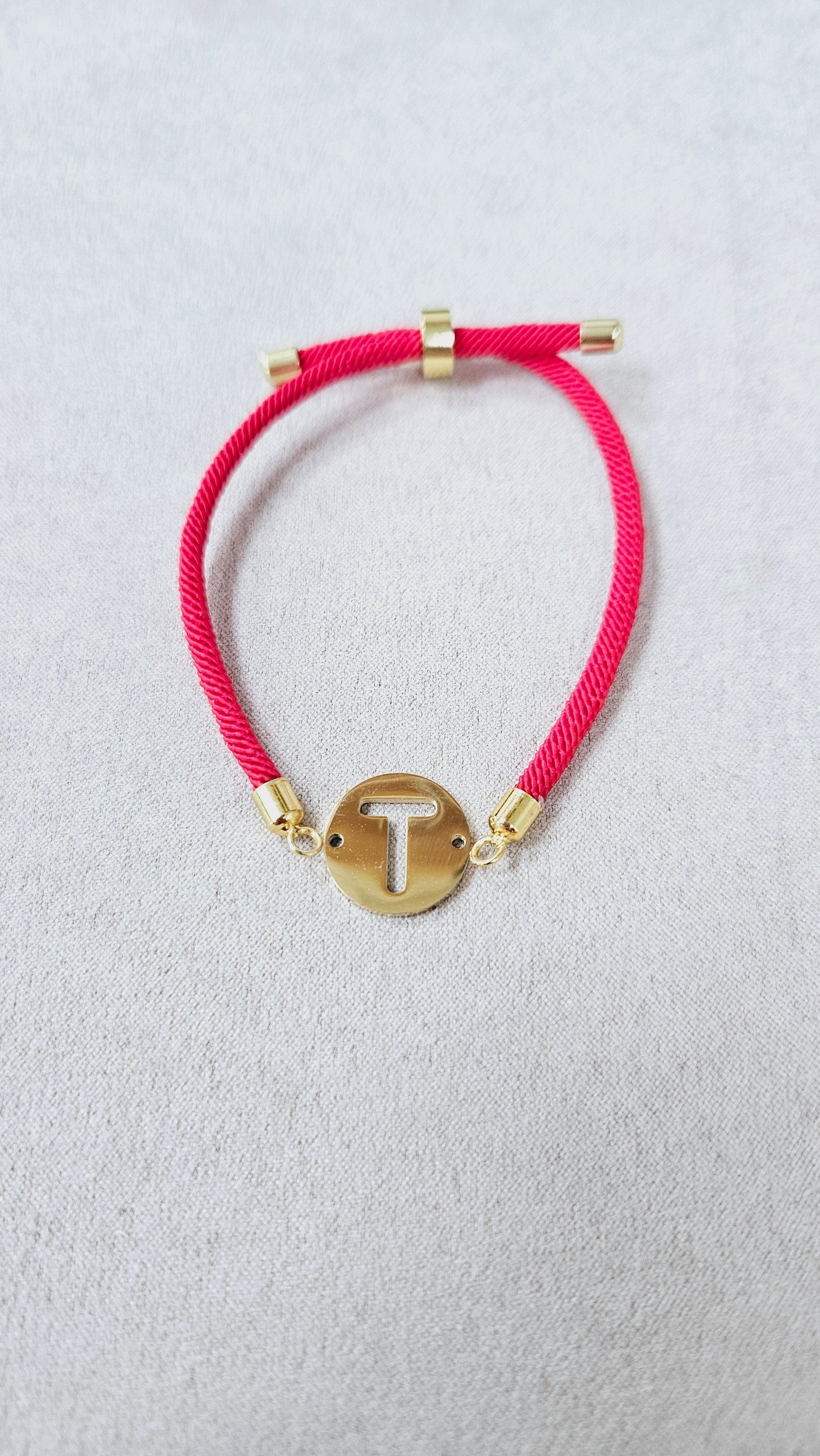 PULSERAS INICIAL ACERO DORADO BASICA esUnic