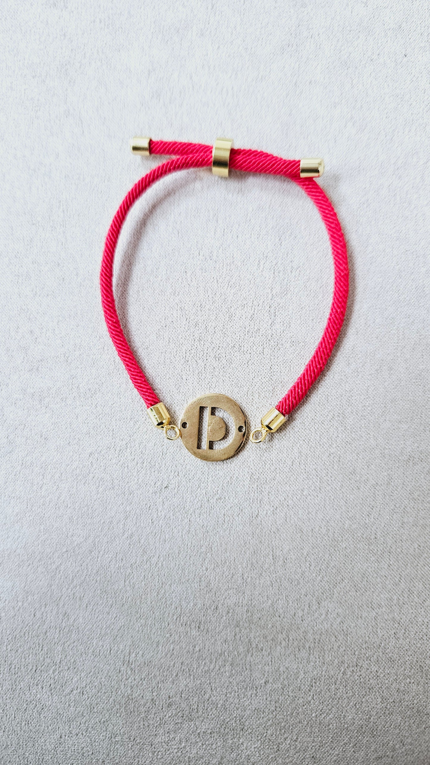 PULSERAS INICIAL ACERO DORADO BASICA esUnic