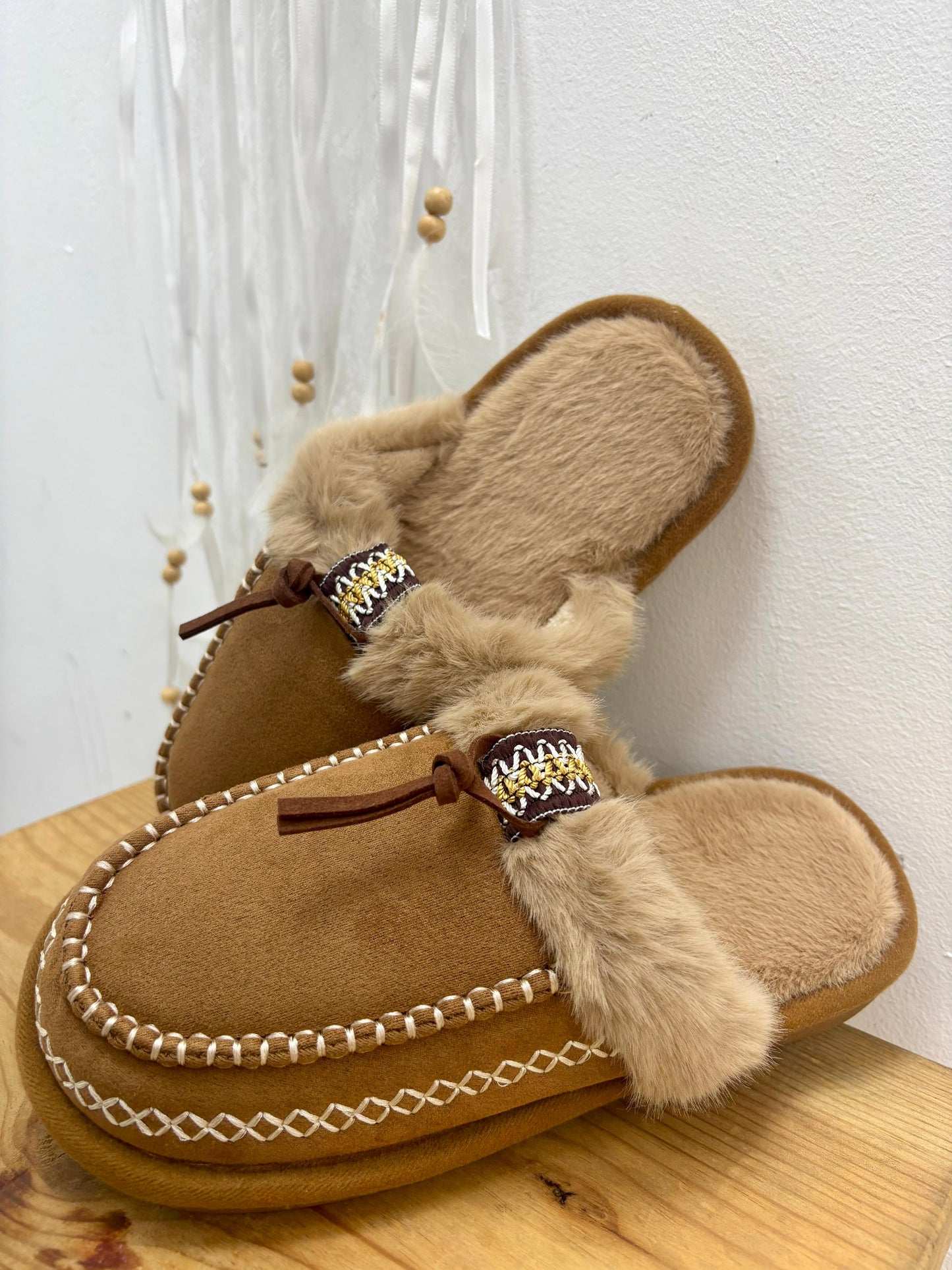 Zapatillas marrones de estar por casa Único