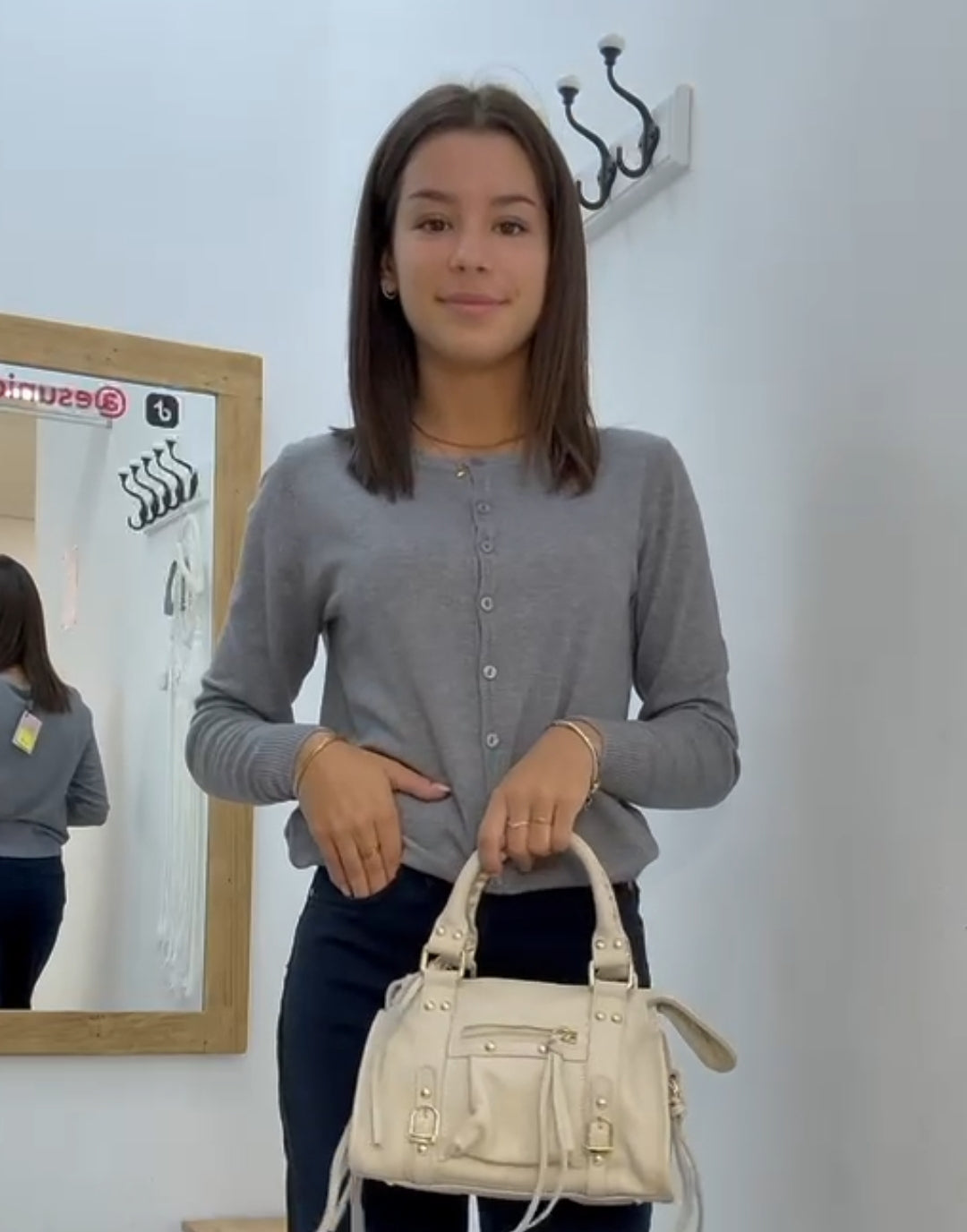 Rebeca Con Botones esUnic