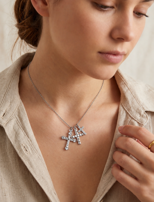 Collar charo-3 cruces Toa