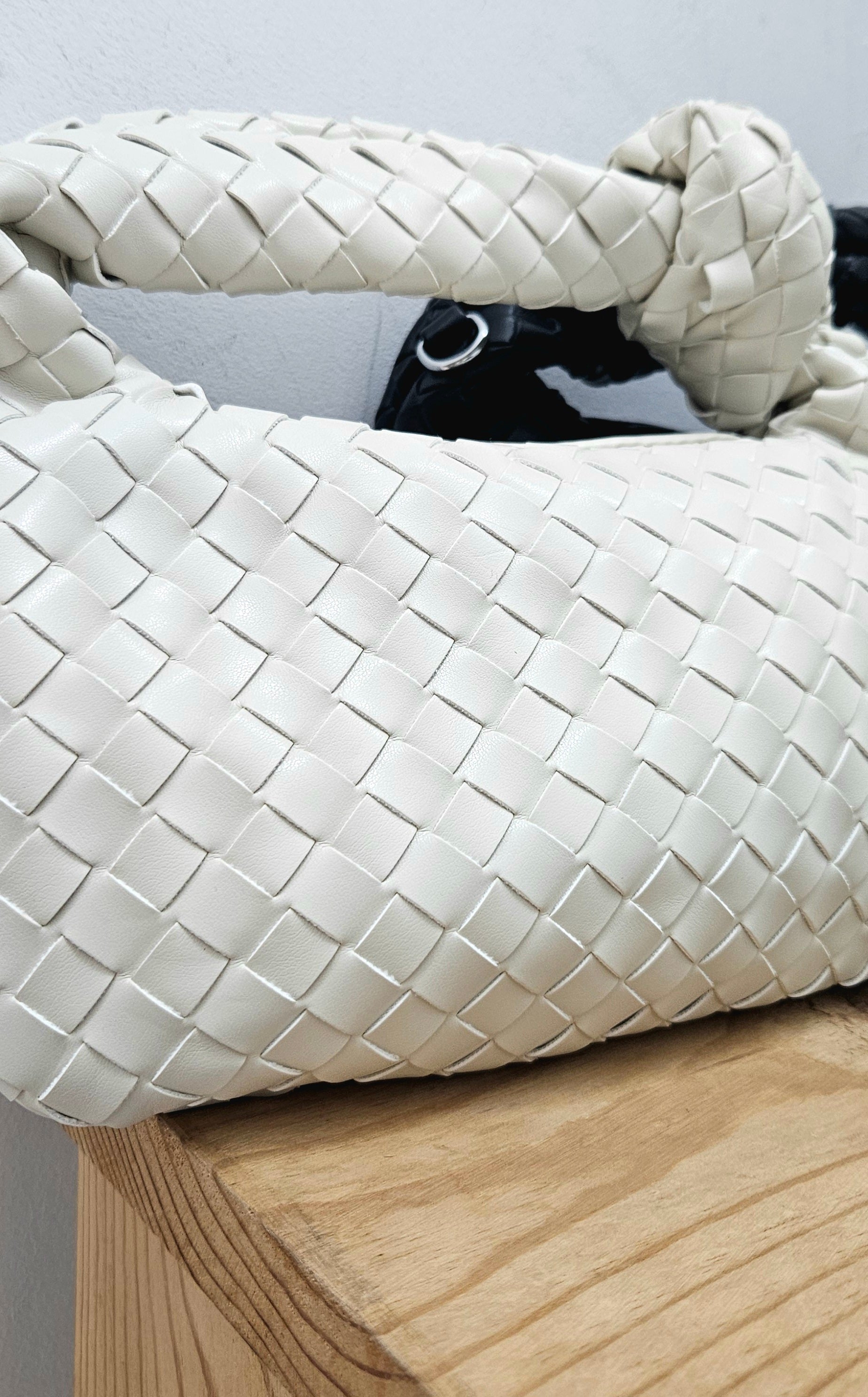 Bolso Nudo Pequeño esUnic