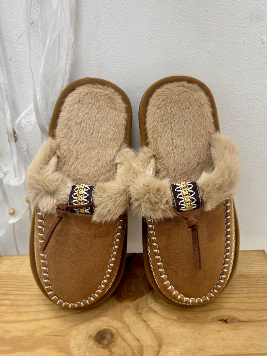 Zapatillas marrones de estar por casa Único
