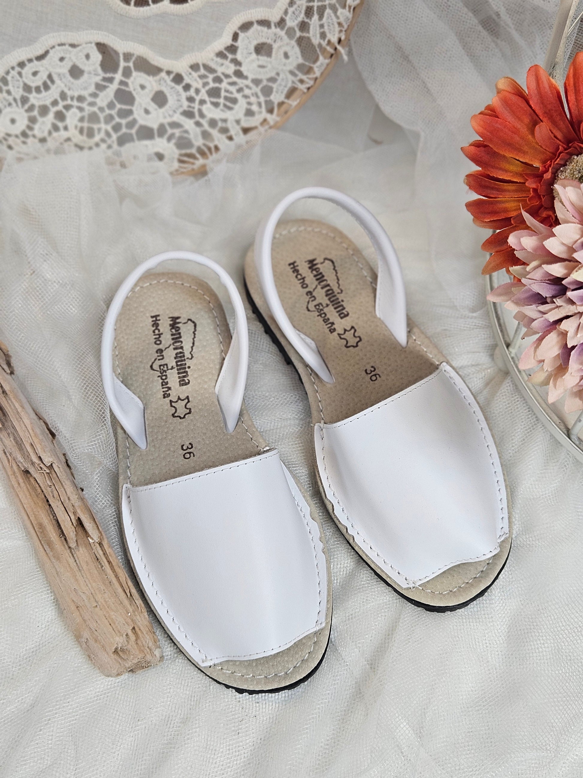 Sandalias menorquinas blancas esUnic