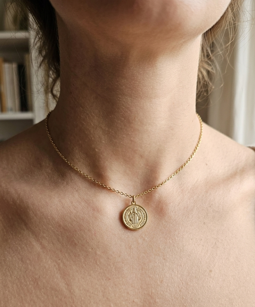 Collar Medalla San Benito esUnic