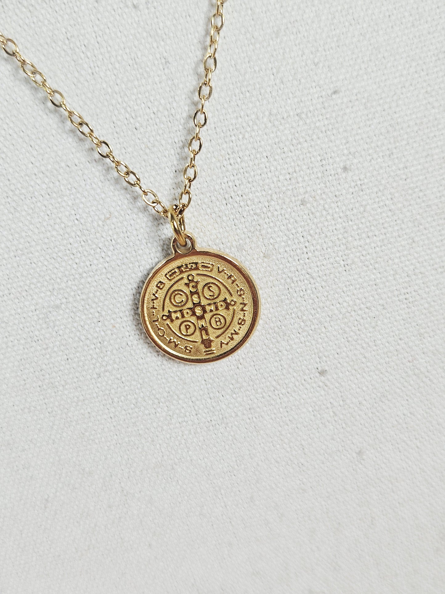 Collar Medalla San Benito esUnic