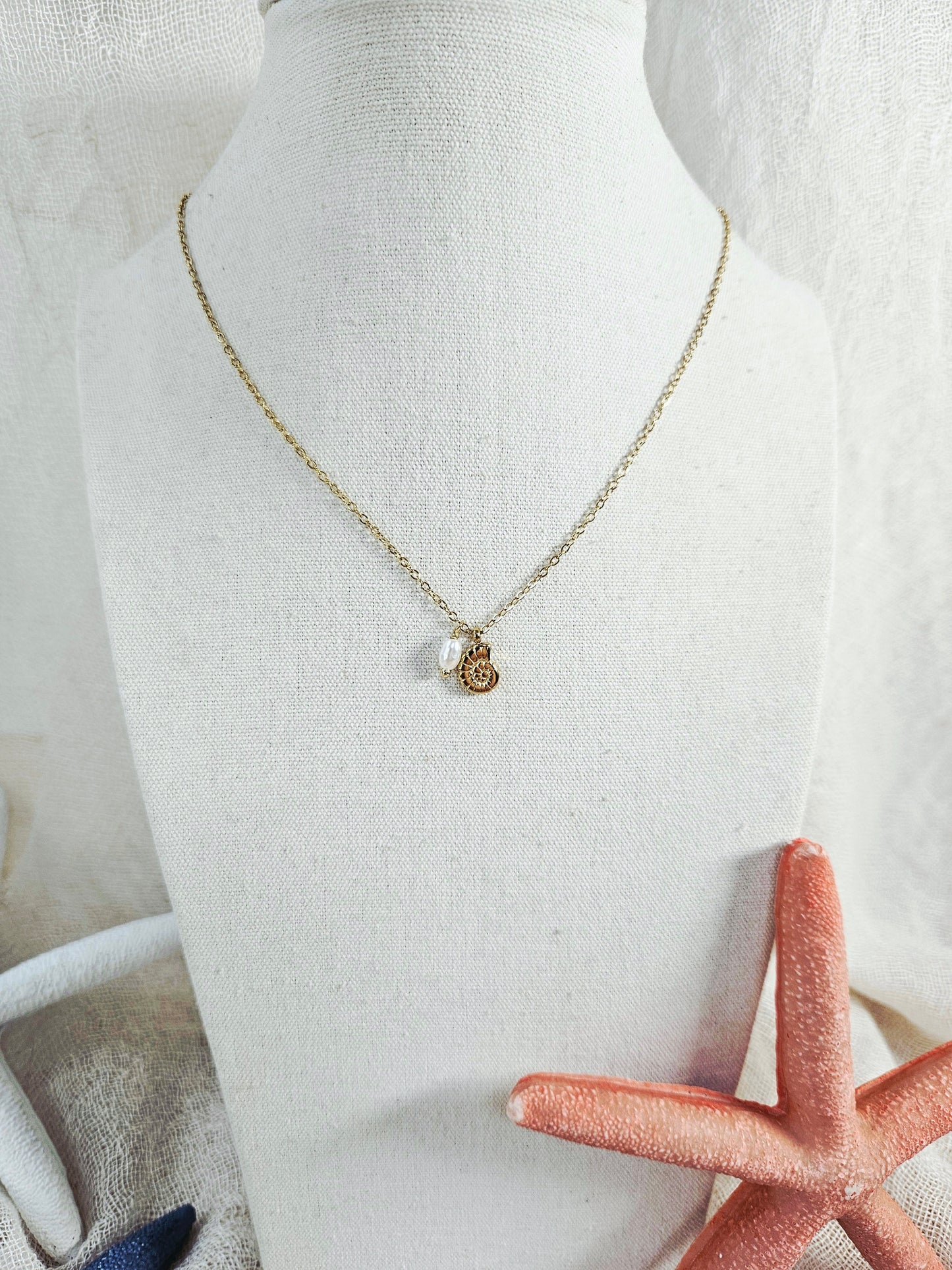 Collar playa Toa