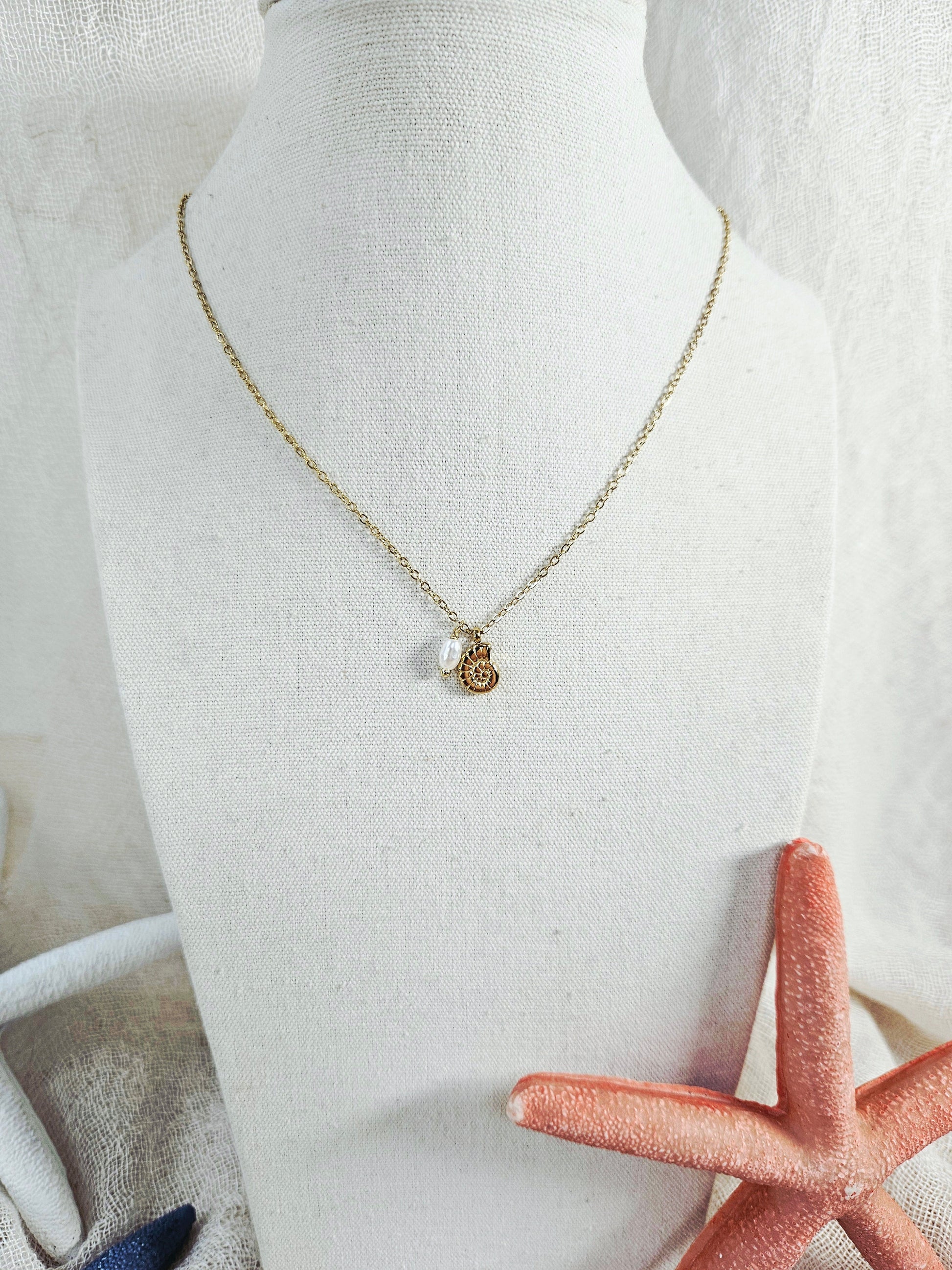 Collar playa Toa