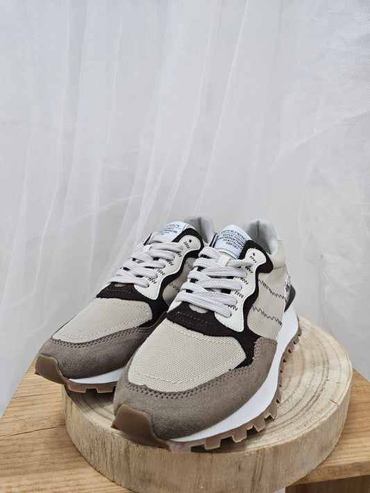 Zapatillas cor coffee corina