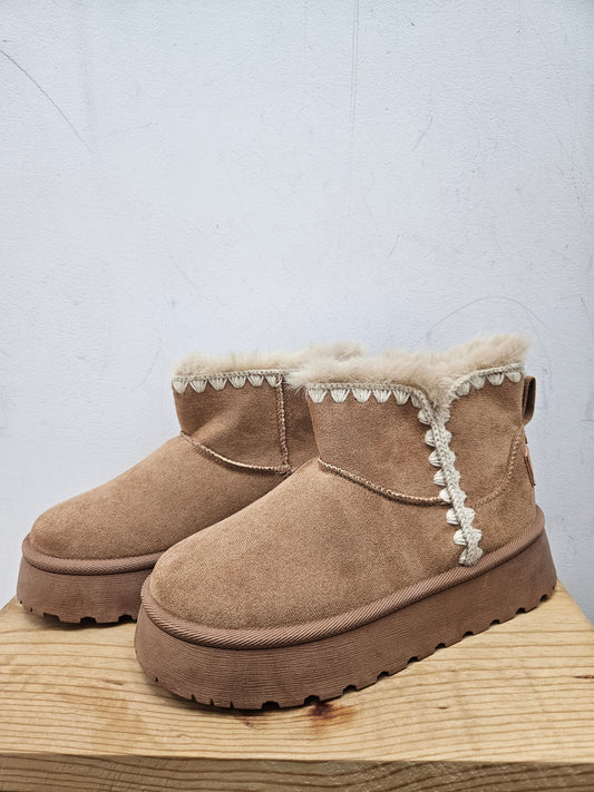 Bota corta pelo Únic calzados